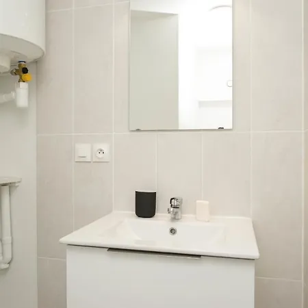 Charmant Studio Au Pied De La Cathedrale De Apartment *